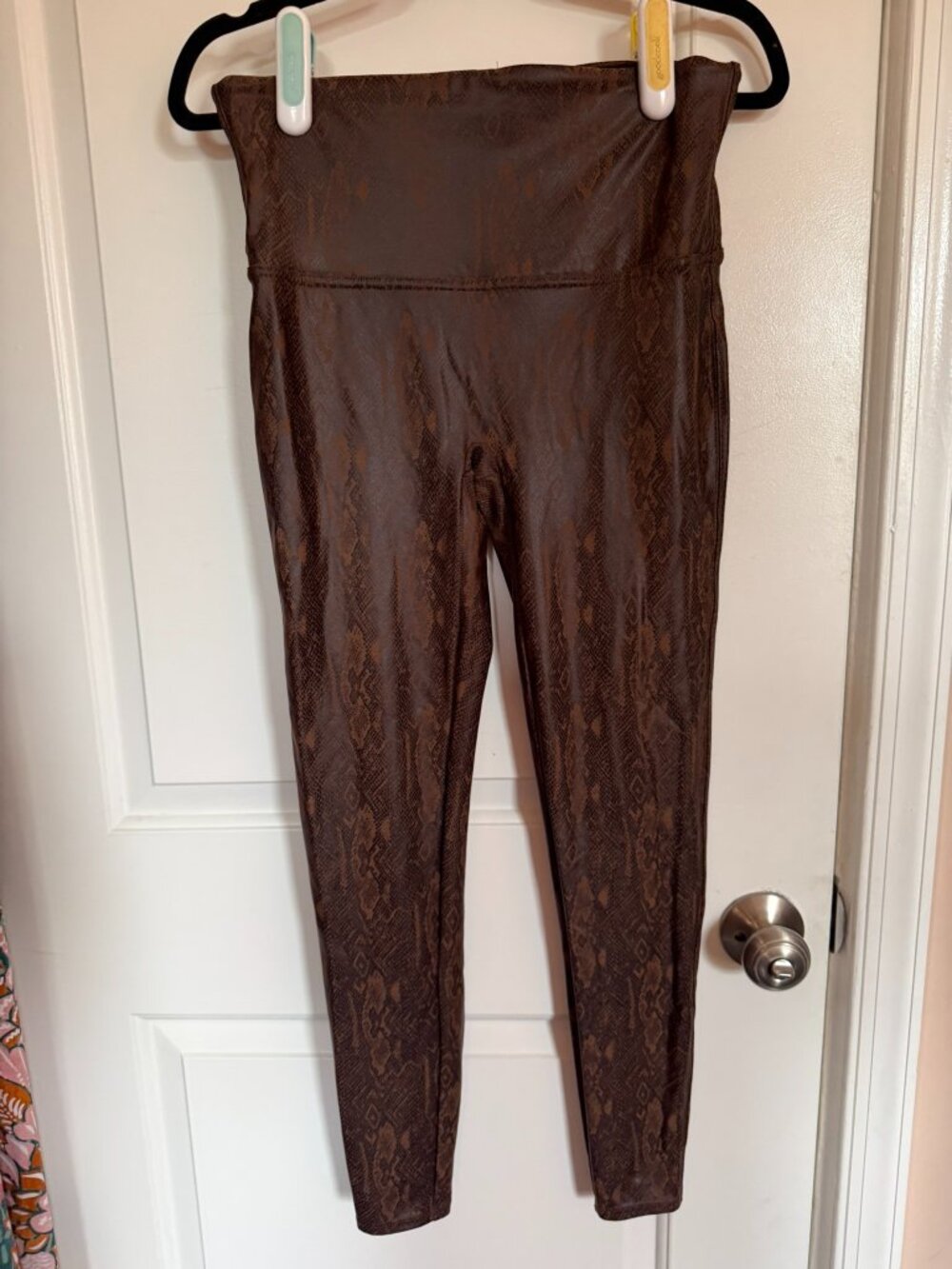 Snakeskin Spanx Leggings Edgy Animal Print Streetwear Chic 90s